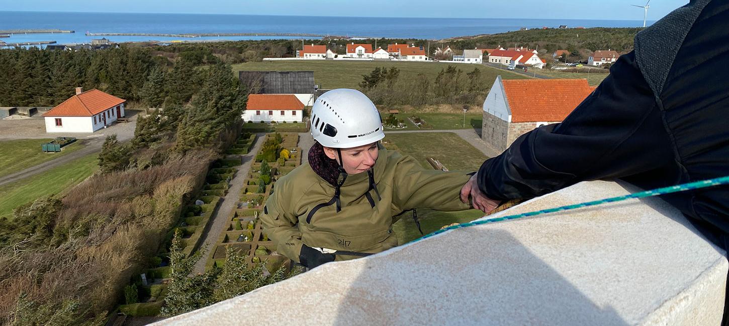 Rappelling på Hanstholm fyr